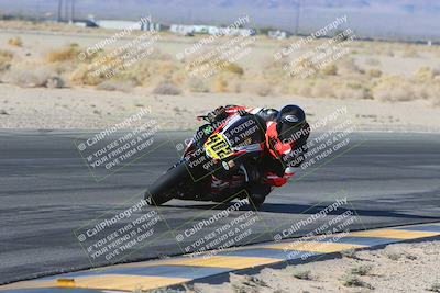 media/Jan-10-2025-CVMA Friday Practice (Fri) [[489e0da257]]/Group 4 and Trackday/Session 2 (Turn 4 Inside)/